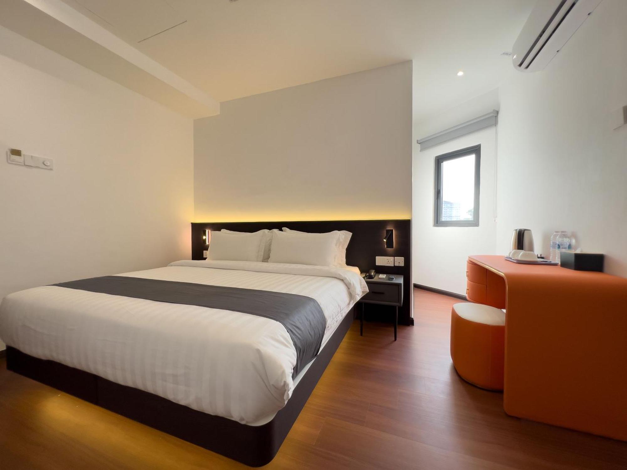 Premium Hotel