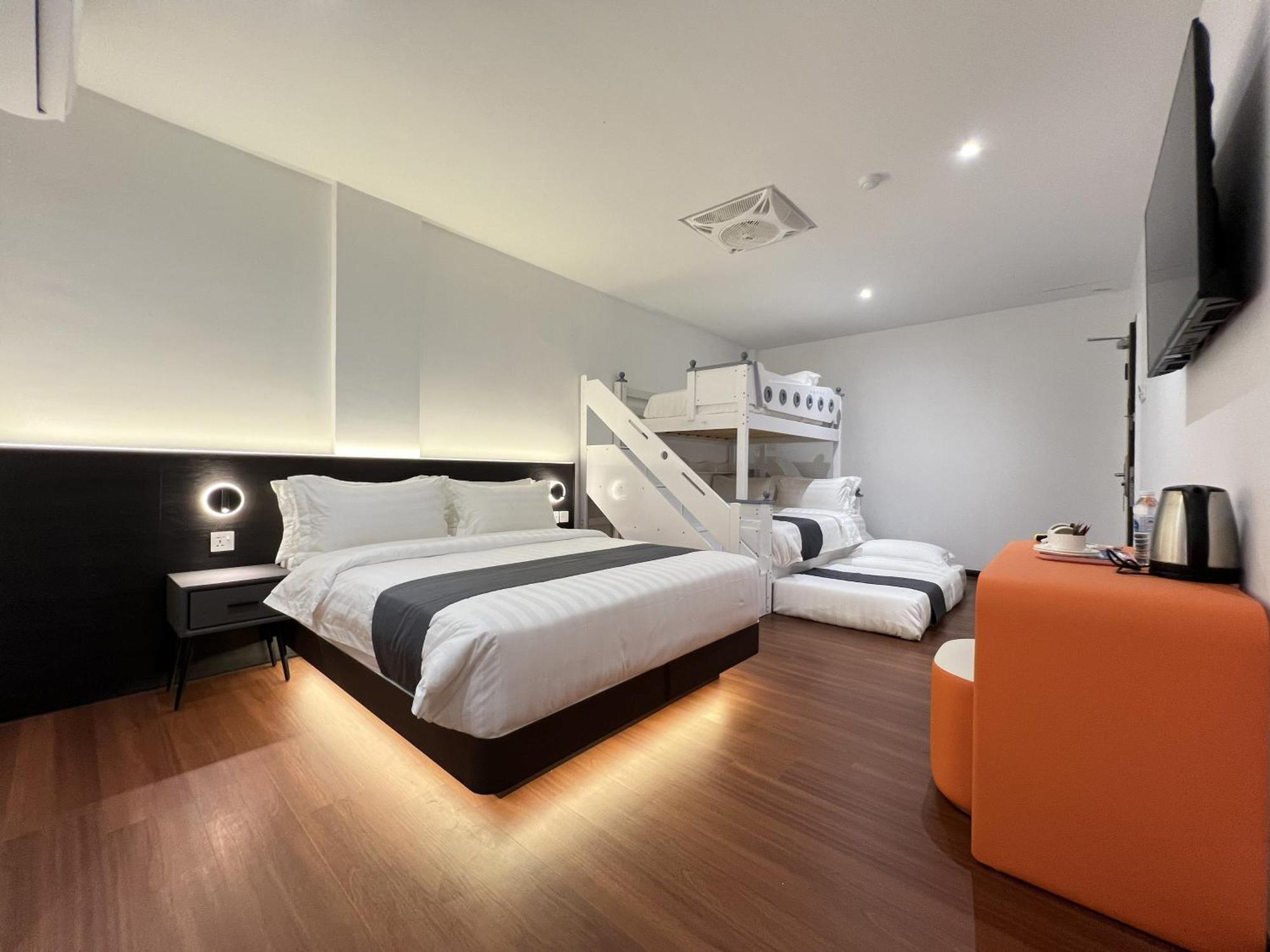 Premium Hotel
